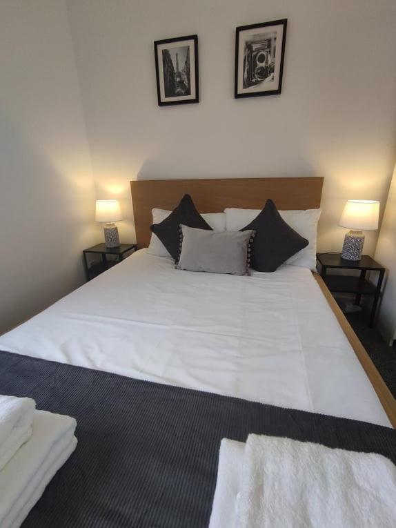 1 Bedroom Apartment With Free Parking Weymouth Exterior photo